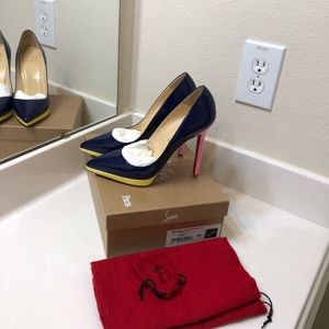 Christian Louboutin Pigalle Plato 120. Size 38(7)
